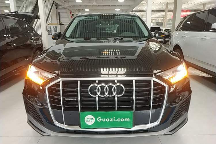 Used Audi Q7 2023 55 TFSI quattro S line Sport Edition Front