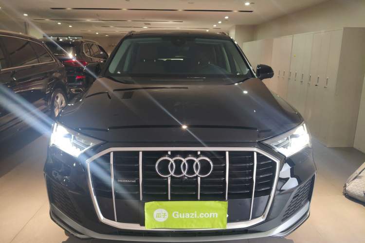 Used Audi Q7 2023 45 TFSI quattro S line Sport model Front