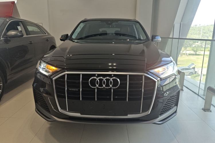 Used Audi Q7 2023 55 TFSI quattro S line Sport Edition Front