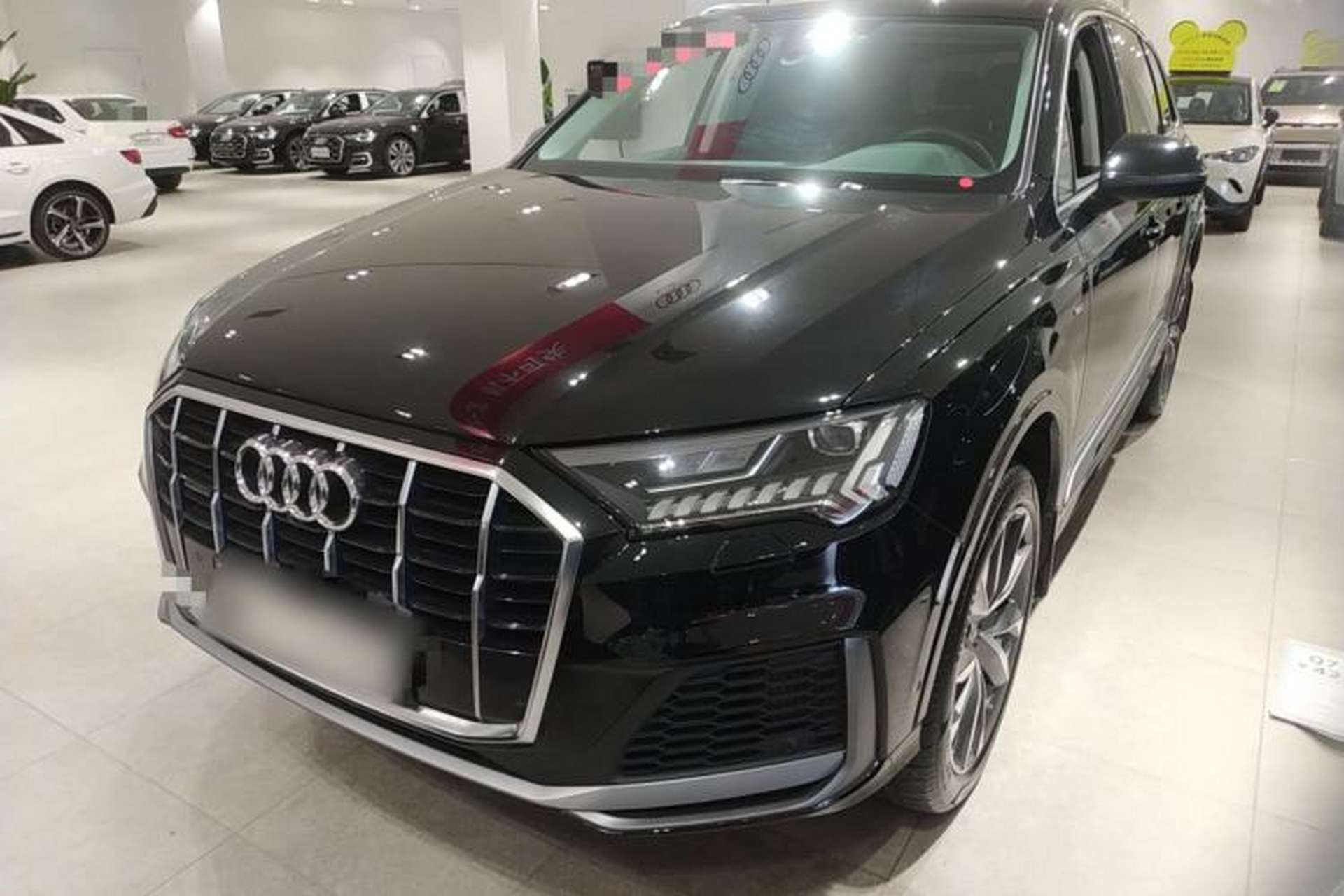 Used Audi Q7 2023 55 TFSI quattro S line Sport Edition Front Left 45 Deg