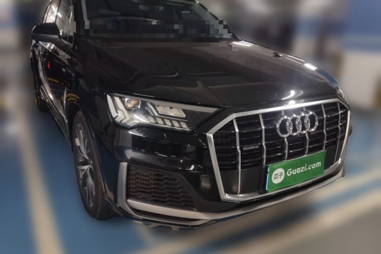 Used Audi Q7 2023 55 TFSI quattro S line Sport Edition Front Right 45 Deg
