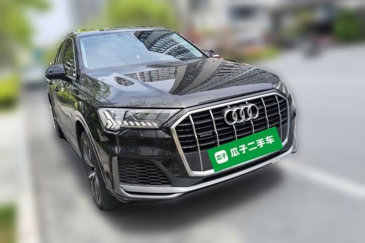 Used Audi Q7 2023 55 TFSI quattro S line Sport Edition Front Right 45 Deg