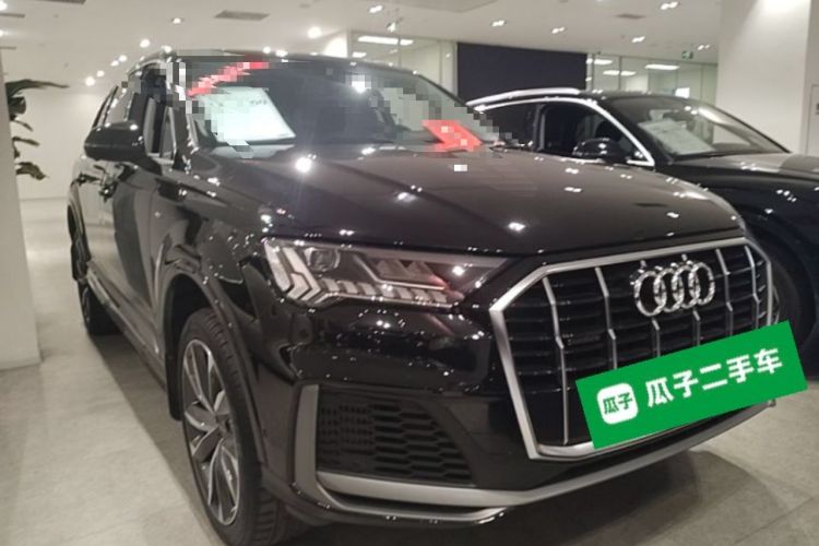 Used Audi Q7 2023 55 TFSI quattro S line Sport Edition Front Right 45 Deg