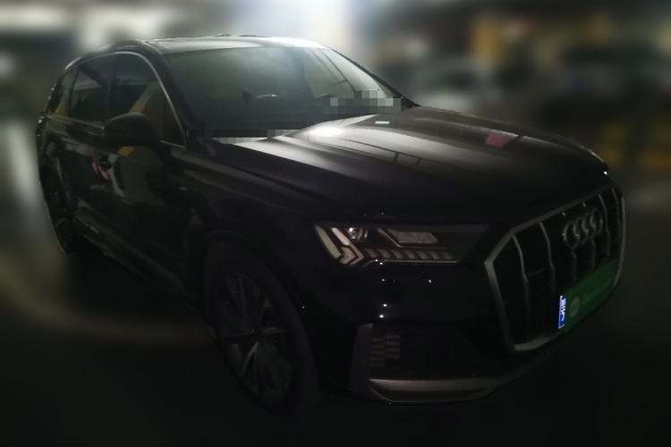 Used Audi Q7 2023 55 TFSI quattro S line Sport Edition Front Right 45 Deg