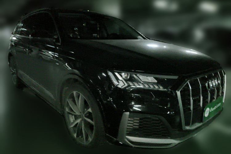Used Audi Q7 2023 55 TFSI quattro S line Sport Edition Front Right 45 Deg