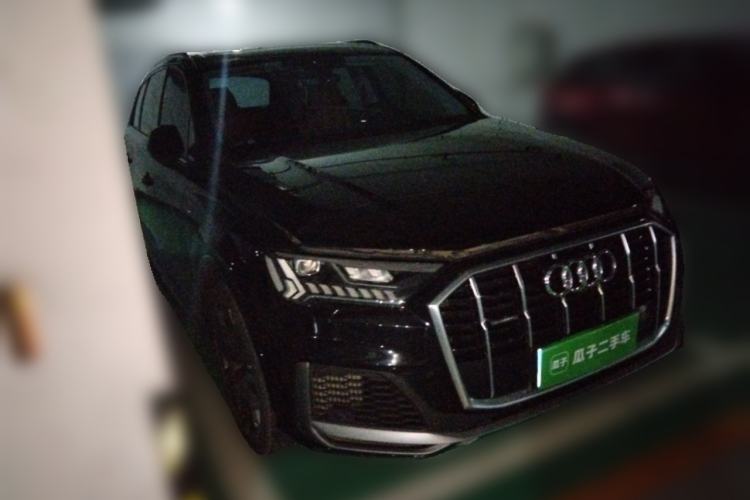 Used Audi Q7 2023 55 TFSI quattro S line Sport Edition Front Right 45 Deg