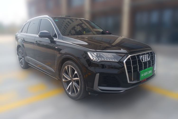 Used Audi Q7 2023 55 TFSI quattro S line Sport Edition Front Right 45 Deg