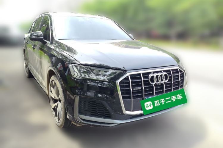 Used Audi Q7 2023 55 TFSI quattro S line Sport Edition Front Right 45 Deg