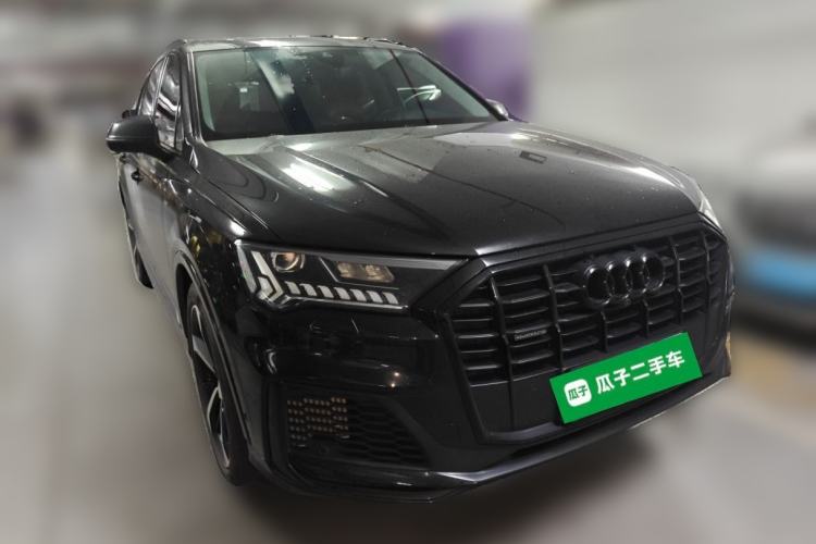 Used Audi Q7 2023 55 TFSI quattro S line Sport Edition Front Right 45 Deg