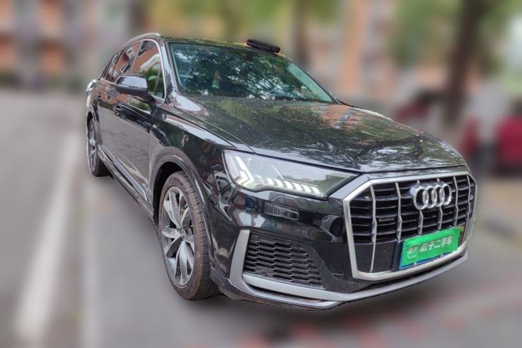 Used Audi Q7 2023 55 TFSI quattro S line Sport Edition Front Right 45 Deg