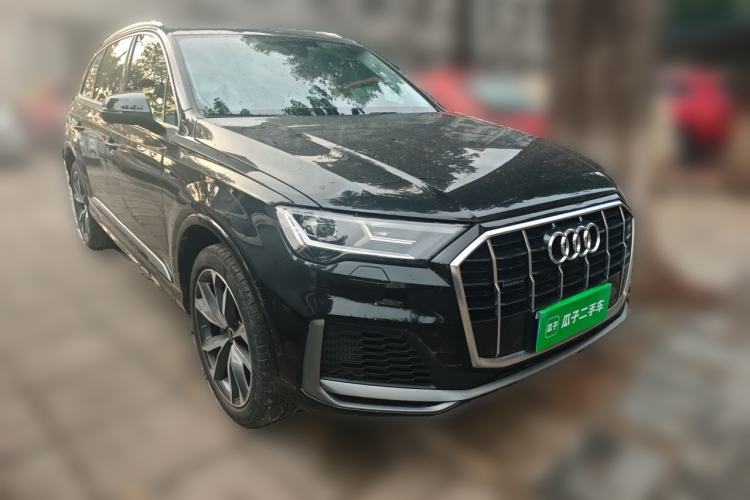 Used Audi Q7 2023 55 TFSI quattro S line Sport Edition Front Right 45 Deg