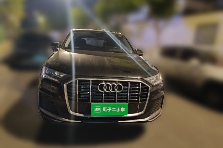 Used Audi Q7 2023 45 TFSI quattro S line Sport model Front