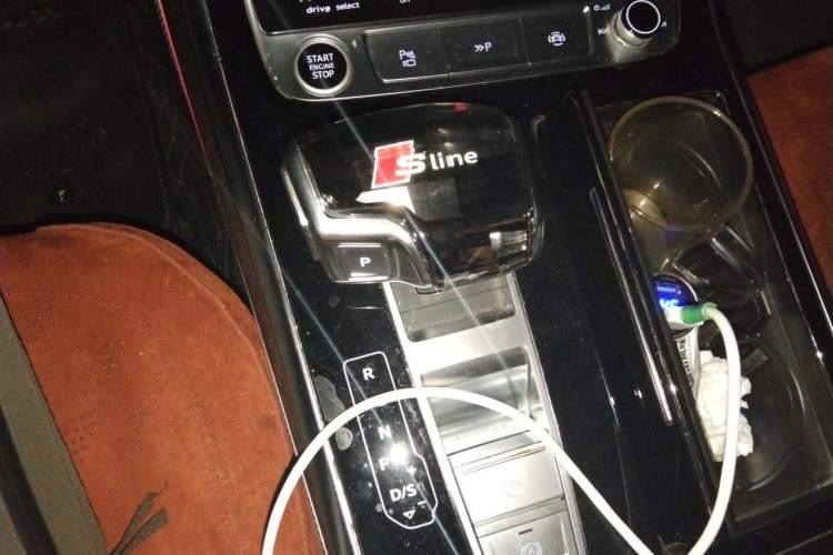 Used Audi Q7 2023 55 TFSI quattro S line Sport Edition Gear Lever