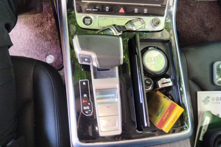 Used Audi Q7 2023 45 TFSI quattro S line Sport model Gear Lever