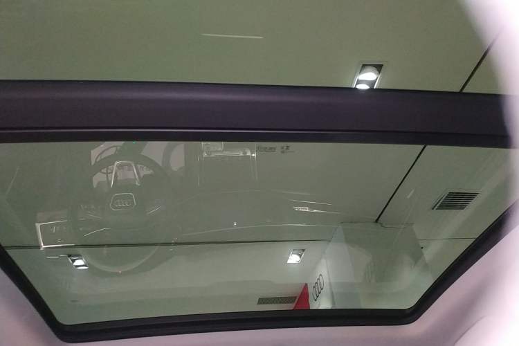 Used Audi Q7 2023 55 TFSI quattro S line Sport Edition Headliner