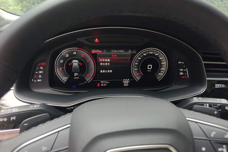 Used Audi Q7 2023 55 TFSI quattro S line Sport Edition Instrument Cluster