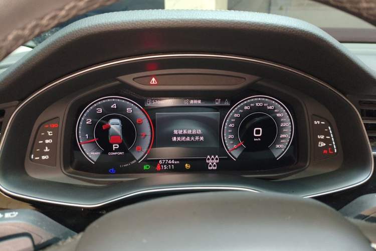 Used Audi Q7 2023 55 TFSI quattro S line Sport Edition Instrument Cluster