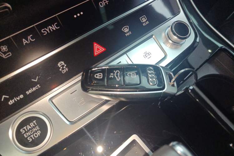 Used Audi Q7 2023 45 TFSI quattro S line Sport model Interior 1
