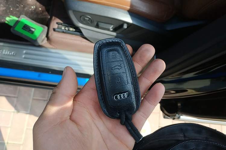 Used Audi Q7 2023 45 TFSI quattro S line Sport model Interior 1