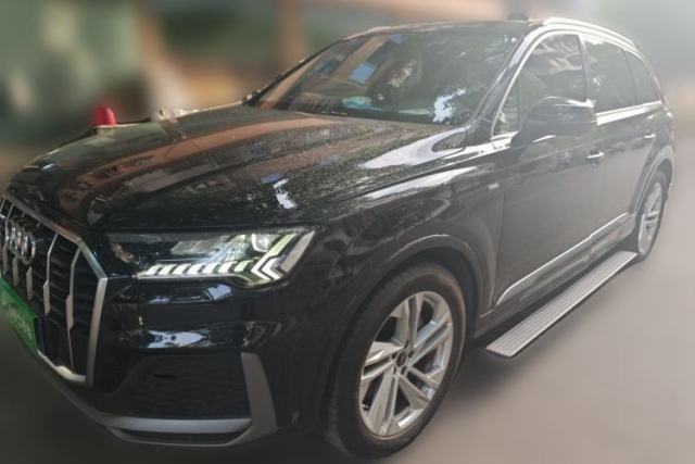 Used Audi Q7 2023 45 TFSI quattro S line Sport model