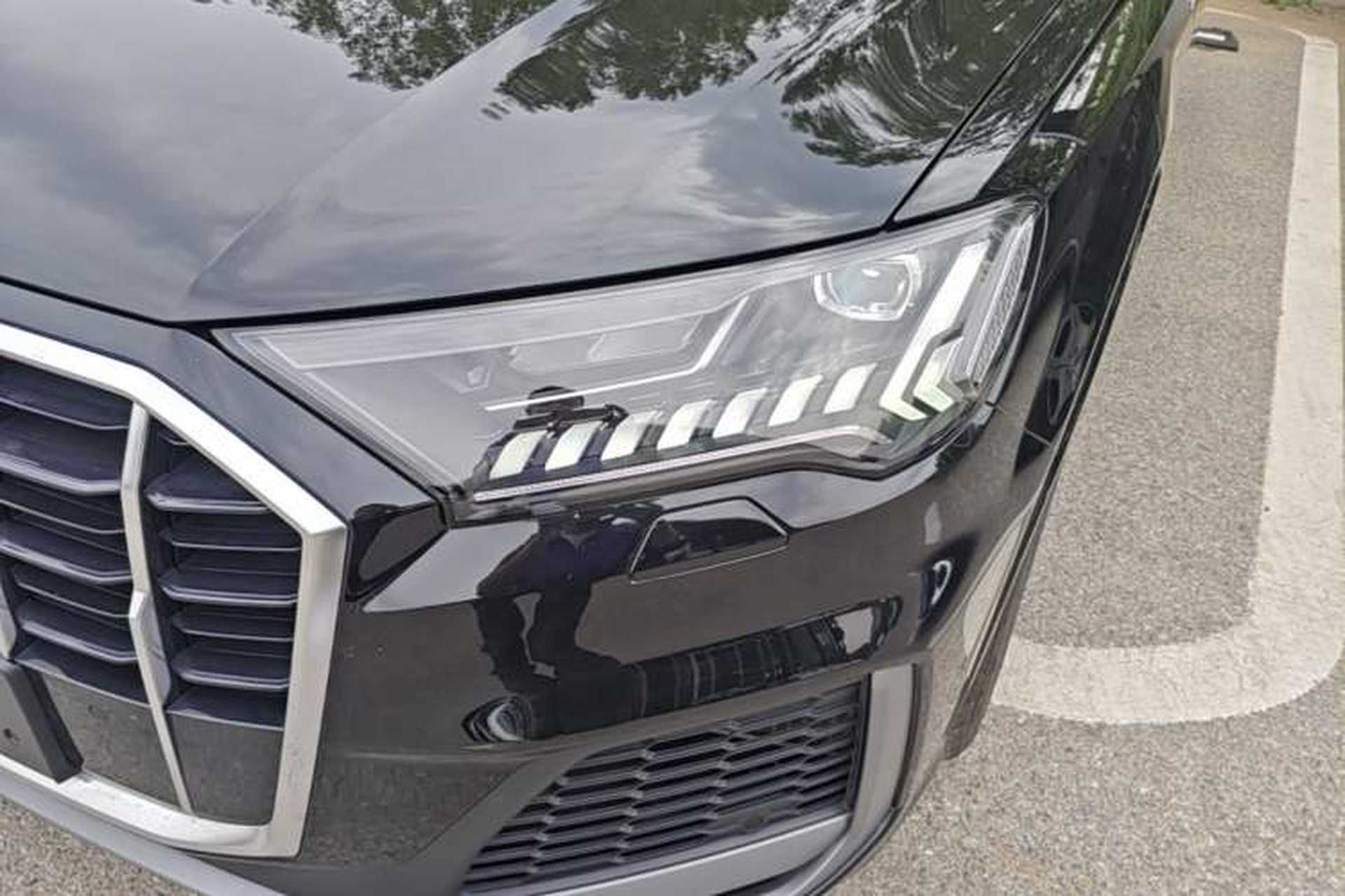 Used Audi Q7 2023 55 TFSI quattro S line Sport Edition Left Front Headlight