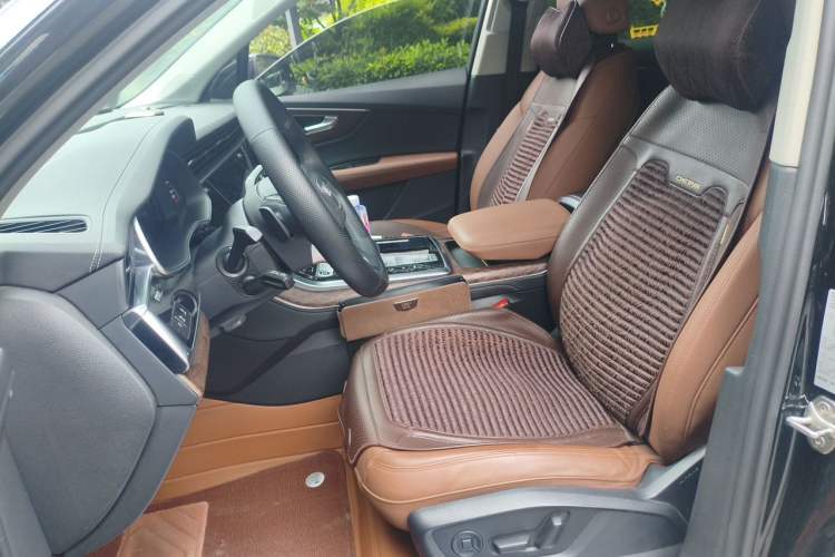 Used Audi Q7 2023 55 TFSI quattro S line Sport Edition Left Front Seat