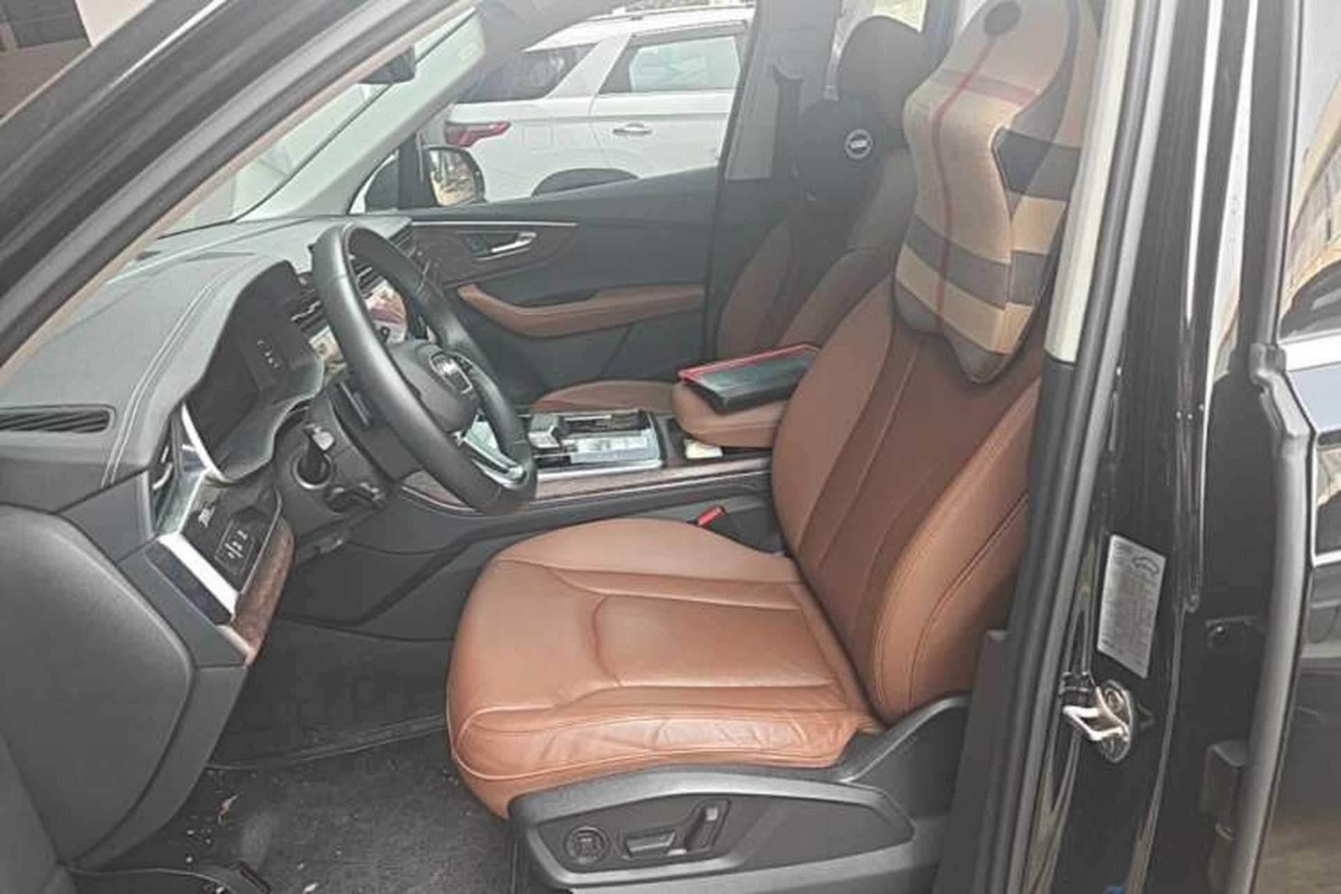 Used Audi Q7 2023 45 TFSI quattro S line Sport model Left Front Seat