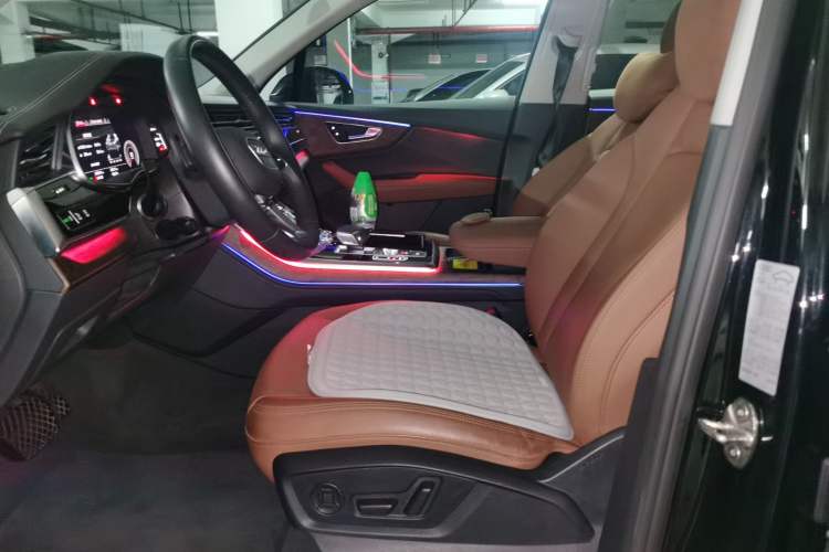 Used Audi Q7 2023 55 TFSI quattro S line Sport Edition Left Front Seat