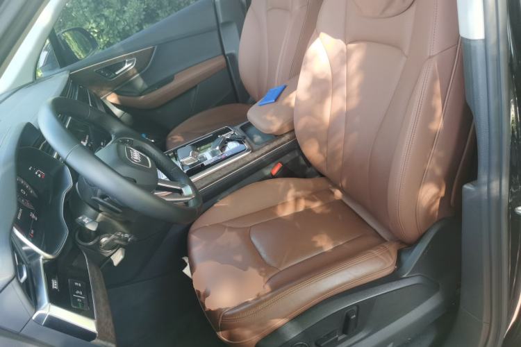 Used Audi Q7 2023 45 TFSI quattro S line Sport model Left Front Seat