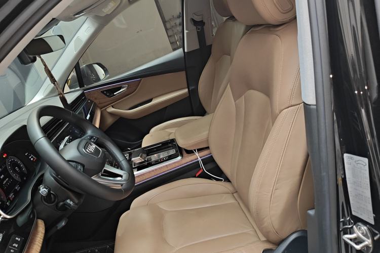 Used Audi Q7 2023 55 TFSI quattro S Prestige Edition Left Front Seat