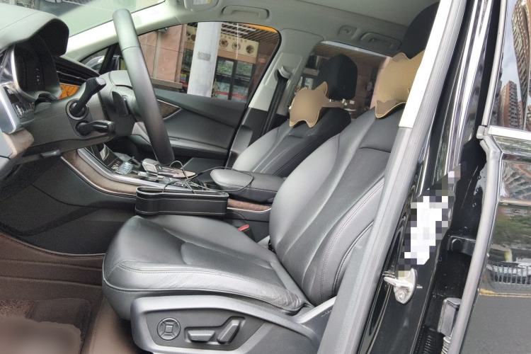 Used Audi Q7 2023 55 TFSI quattro S line Sport Edition Left Front Seat