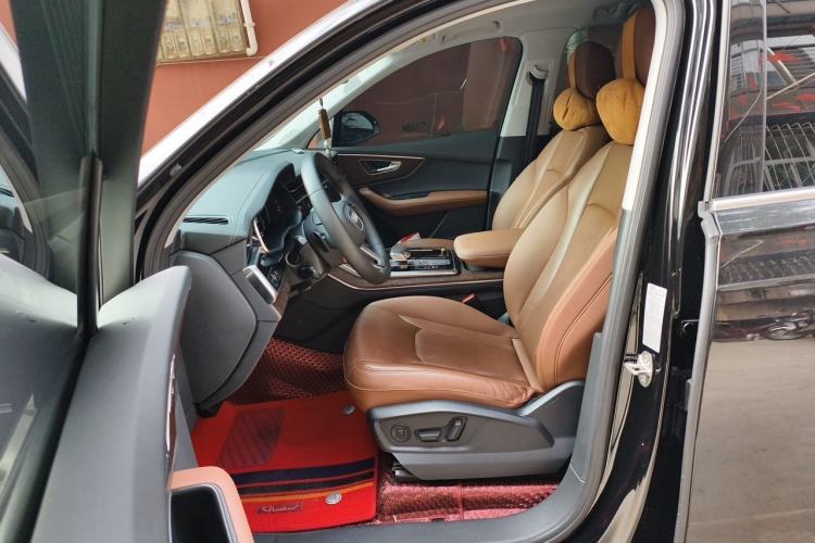 Used Audi Q7 2023 55 TFSI quattro S line Sport Edition Left Front Seat