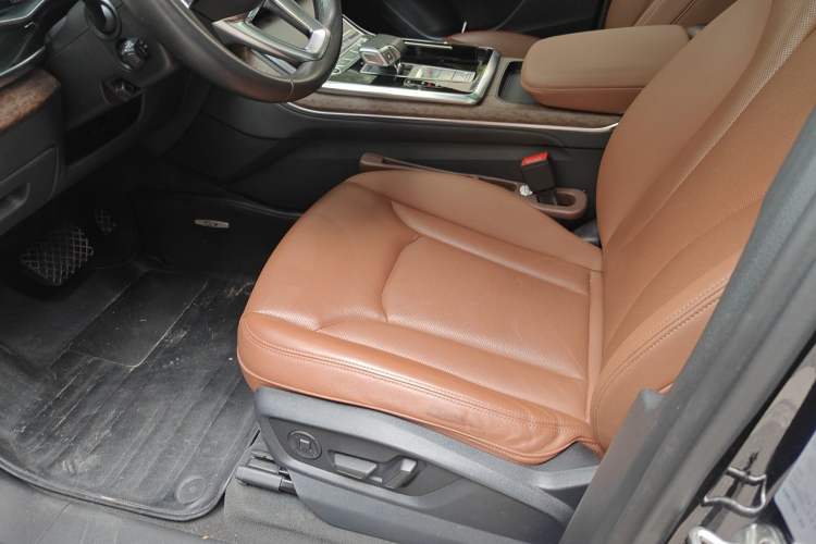 Used Audi Q7 2023 55 TFSI quattro S line Sport Edition Left Front Seat