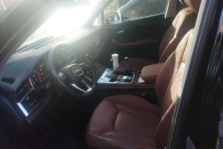 Used Audi Q7 2023 55 TFSI quattro S line Sport Edition Left Front Seat