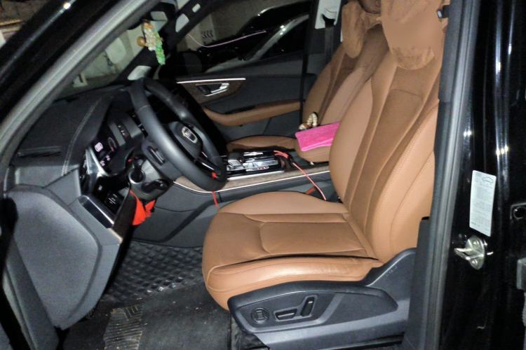 Used Audi Q7 2023 55 TFSI quattro S line Sport Edition Left Front Seat