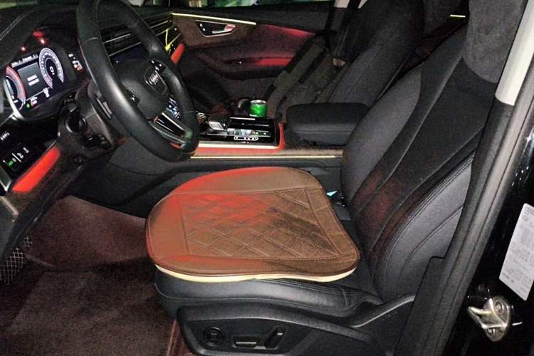 Used Audi Q7 2023 55 TFSI quattro S line Sport Edition Left Front Seat