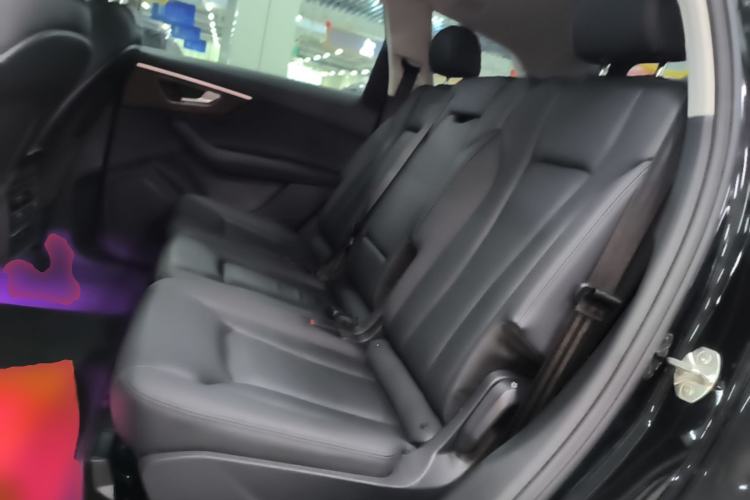 Used Audi Q7 2023 45 TFSI quattro S line Sport model Left Rear Seat