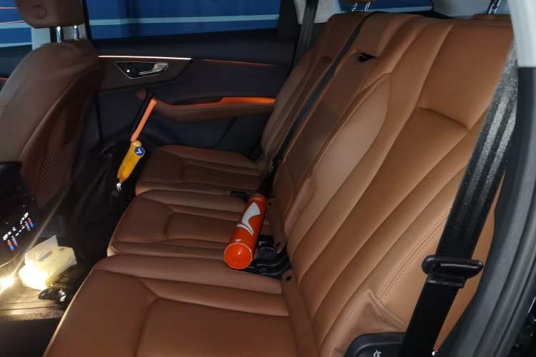 Used Audi Q7 2023 55 TFSI quattro S line Sport Edition Left Rear Seat