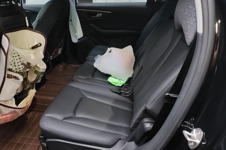 Used Audi Q7 2023 55 TFSI quattro S line Sport Edition Left Rear Seat