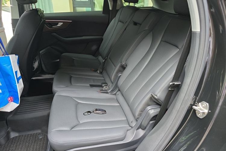 Used Audi Q7 2023 55 TFSI quattro S line Sport Edition Left Rear Seat