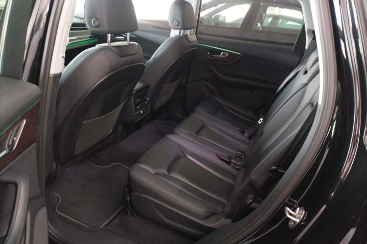 Used Audi Q7 2023 45 TFSI quattro S line Sport model Left Rear Seat