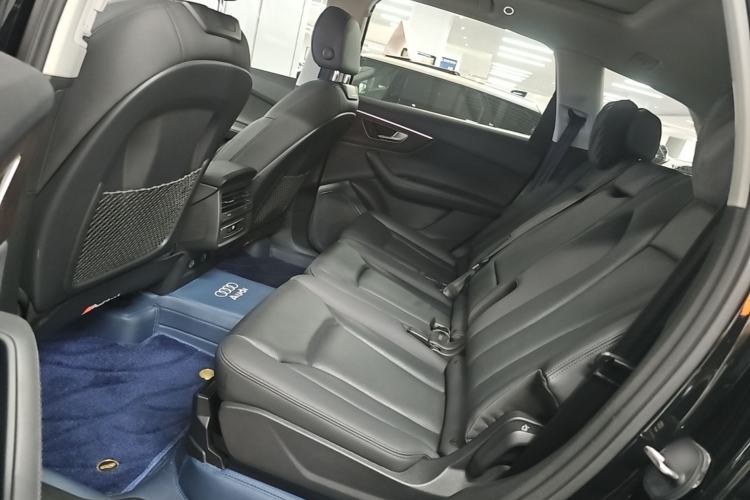 Used Audi Q7 2023 45 TFSI quattro S line Sport model Left Rear Seat
