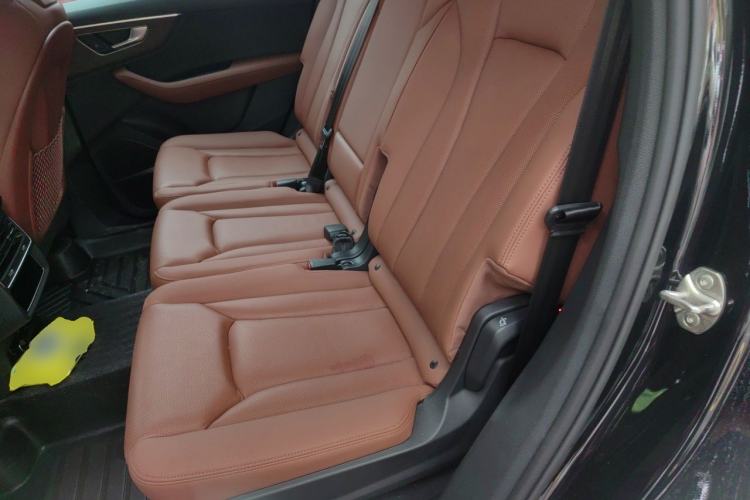 Used Audi Q7 2023 55 TFSI quattro S line Sport Edition Left Rear Seat