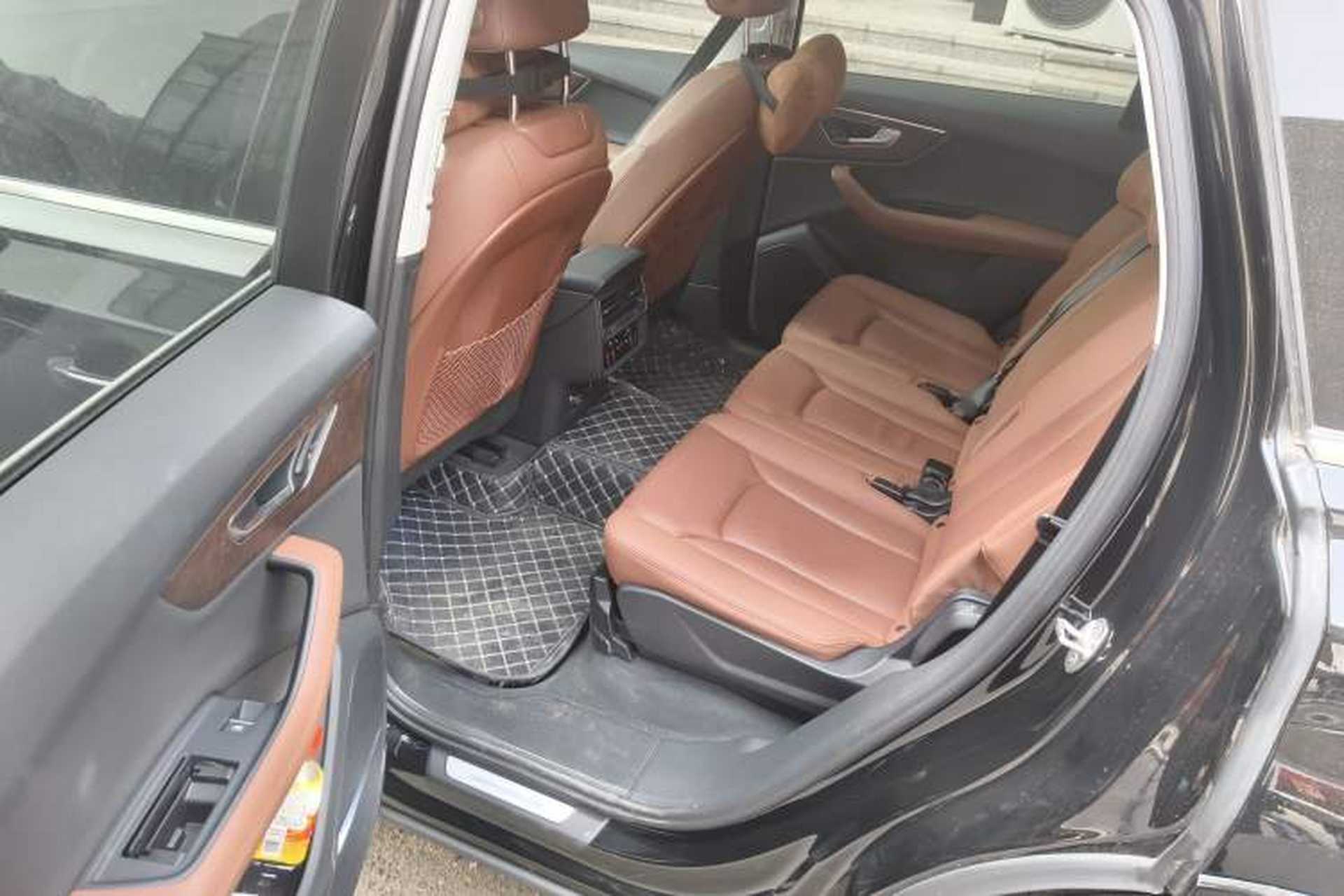 Used Audi Q7 2023 55 TFSI quattro S line Sport Edition Left Rear Seat