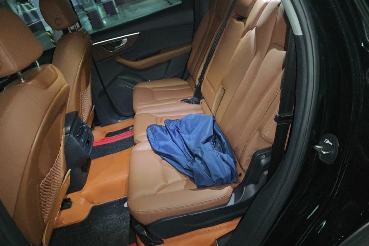 Used Audi Q7 2023 45 TFSI quattro S line Sport model Left Rear Seat