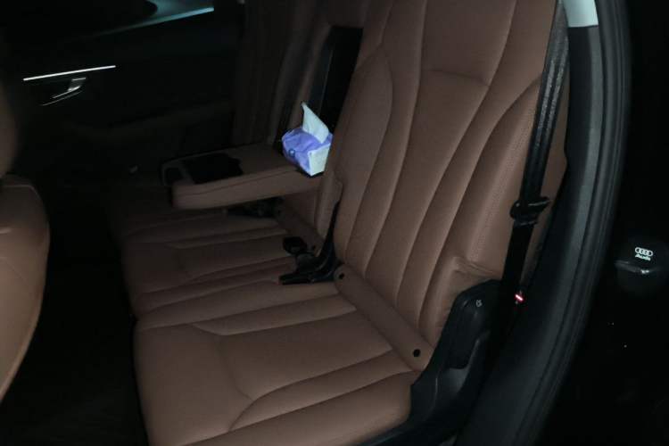 Used Audi Q7 2023 45 TFSI quattro S line Sport model Left Rear Seat