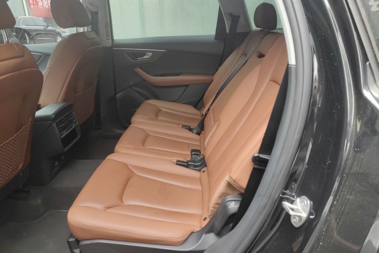 Used Audi Q7 2023 55 TFSI quattro S line Sport Edition Left Rear Seat