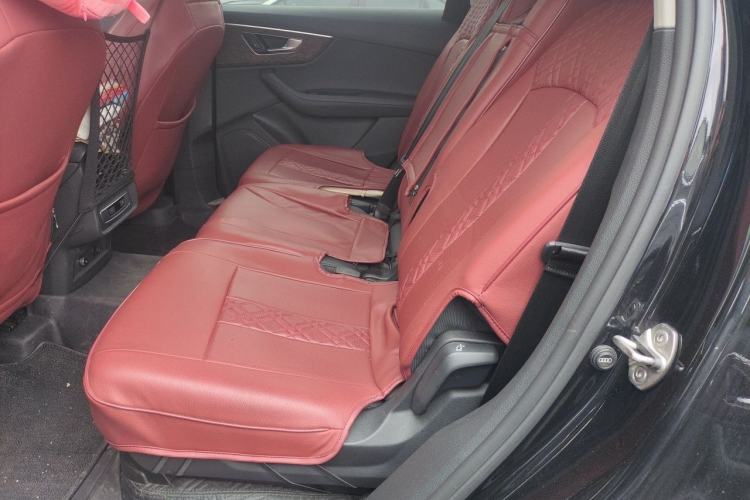 Used Audi Q7 2023 45 TFSI quattro S line Sport model Left Rear Seat
