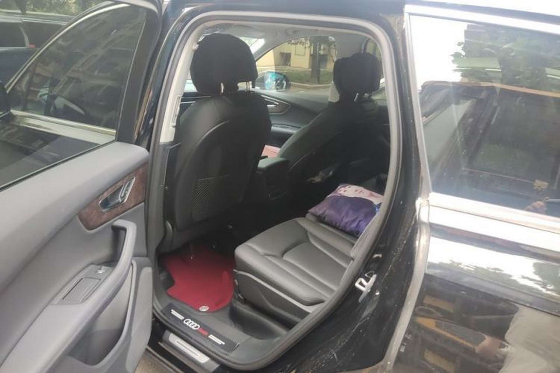 Used Audi Q7 2023 45 TFSI quattro S line Sport model Left Rear Seat