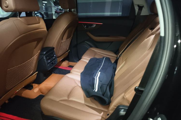 Used Audi Q7 2023 45 TFSI quattro S line Sport model Left Rear Seat